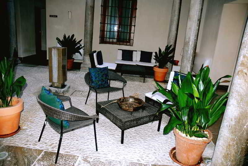 גרנדה Elvira Suites מראה חיצוני תמונה
