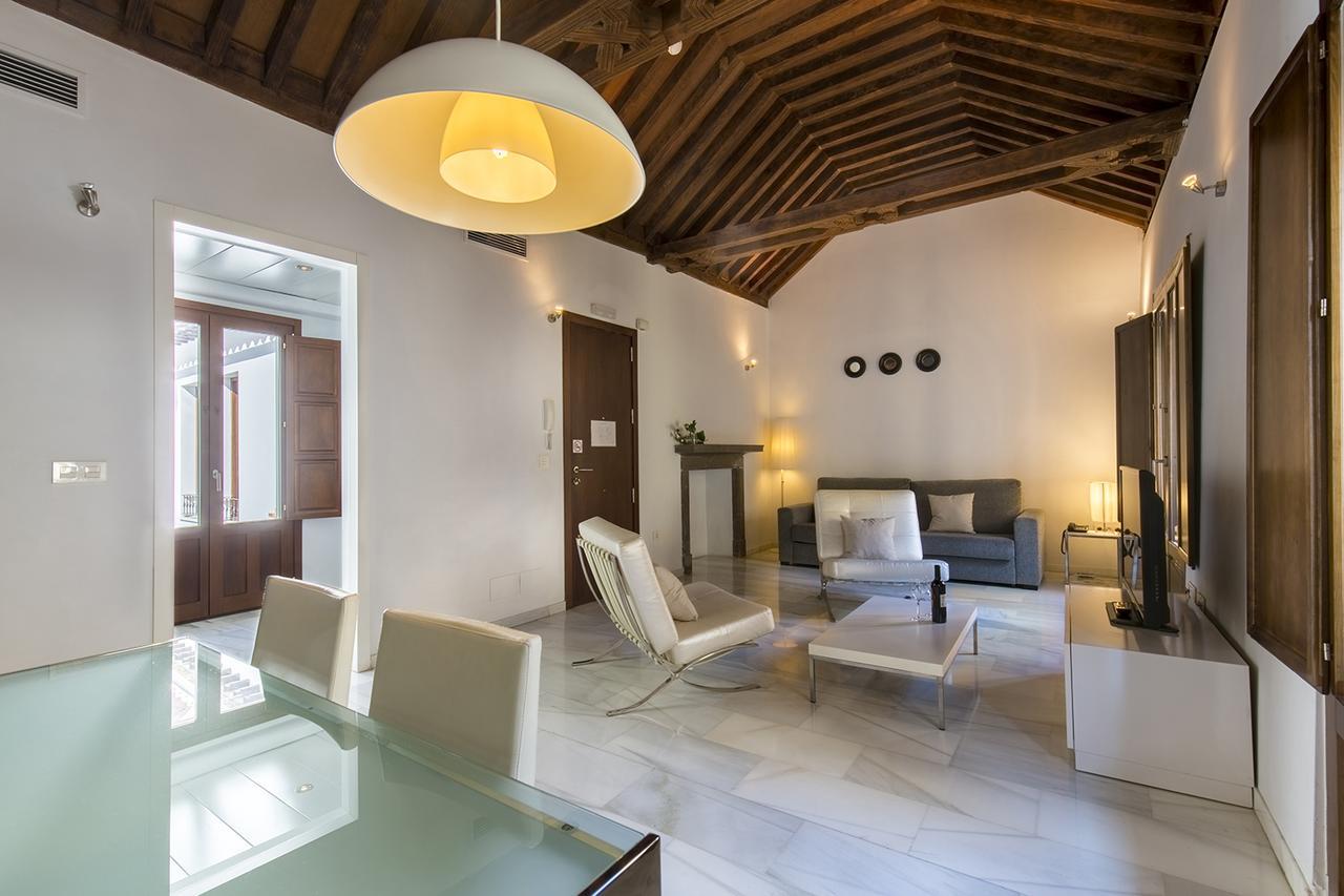 גרנדה Elvira Suites מראה חיצוני תמונה